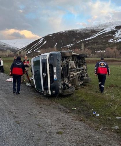 Van'da trafik kazası: 11 yaralı