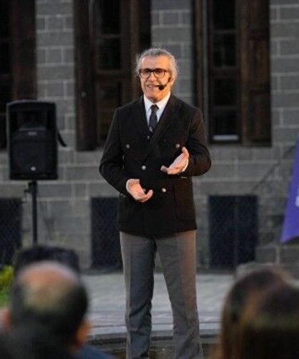 Sur’daki Cemil Paşa Konağı’nda Hawar dinletisi