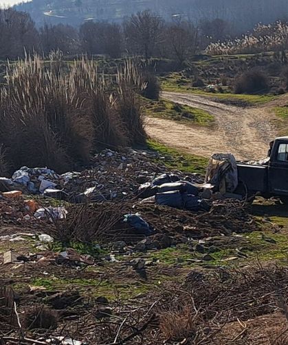 Diyarbakır'da çevre skandalı: Üniversite aracıyla kimsyasal atık taşıyorlar