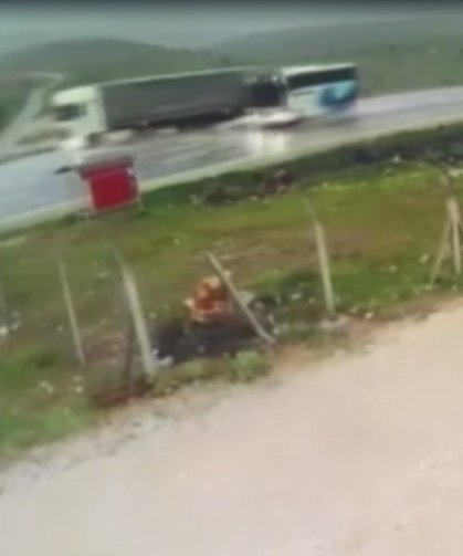 Malatya'daki otobüs kazası kamerada