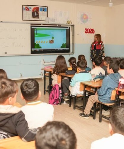 Silvan'da 'Su Elçileri Eğitim Semineri' yapıldı