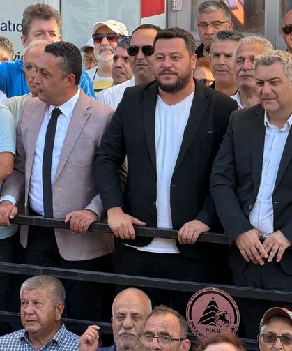 6 belediye başkanı Yeni Parti'ye katıldı