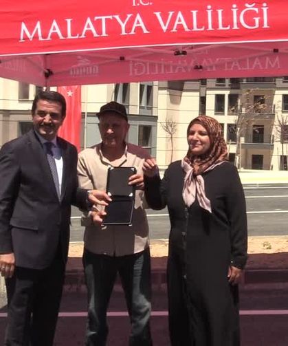 Malatya'da 4 bin 359 konut ve 115 iş yeri sahiplerini buldu
