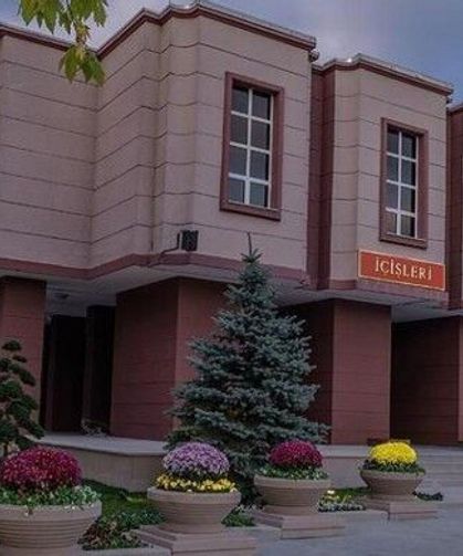 İçişleri Bakanı: Okullarda 2 bin 800 tane el dedektörü dağıttık