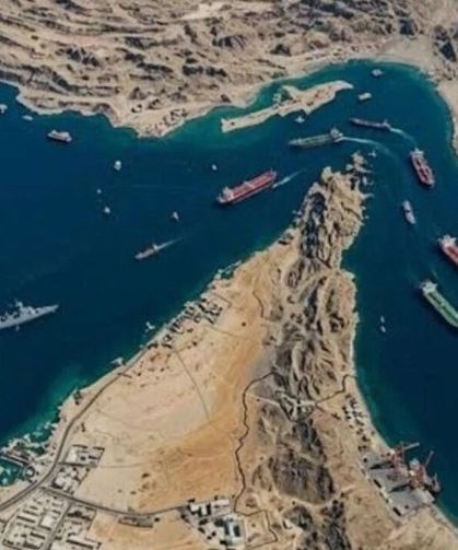 Hürmüz Boğazı’nda petrol tankerinde patlama