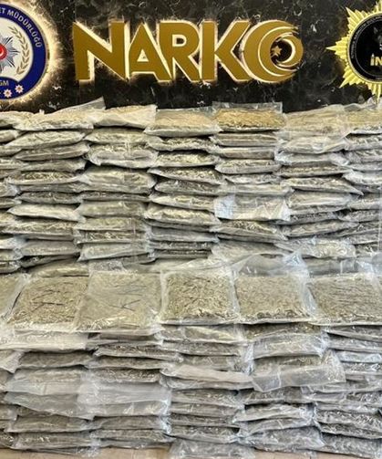 İstanbul'da 409 kilo uyuşturucu ele geçirildi