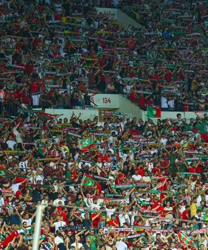 Beşiktaş’ın hocasından Amedspor taraftarına 40 bin “Hayvan” benzetmesi