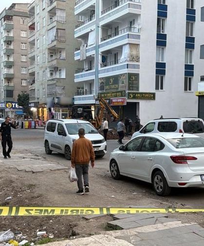 Diyarbakır'da doğalgaz borusu çatladı