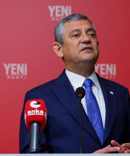Yeni Parti Genel Başkanı Özel: AKP grubundan 60 vekil ya da yakınlarının adı geçiyor