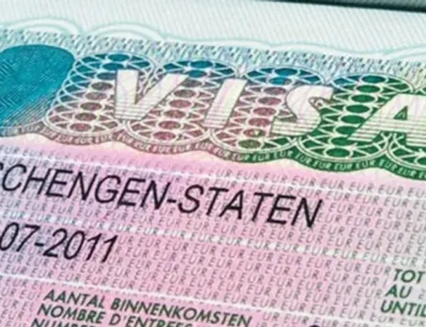 Almanya: Türkiye'ye beş ayda 40 bin daha fazla Schengen vizesi verdik