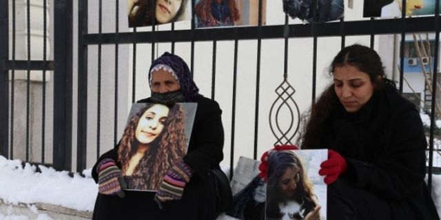 Doku ailesi kar kış dinlemiyor