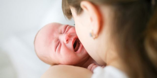 Ağlayan bebeği yatıştırma yöntemi bulundu