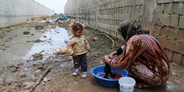 Suriye'deki kolera salgını Türkiye sınırına ulaştı: En az 29 kişi öldü