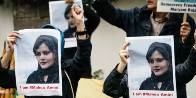İran devlet medyasından 'ahlak polisi' yalanlaması