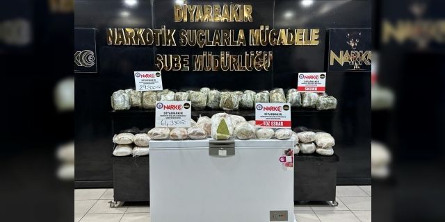 Kargo şirketi üzerinden  uyuşturucu sevkiyatı (video)