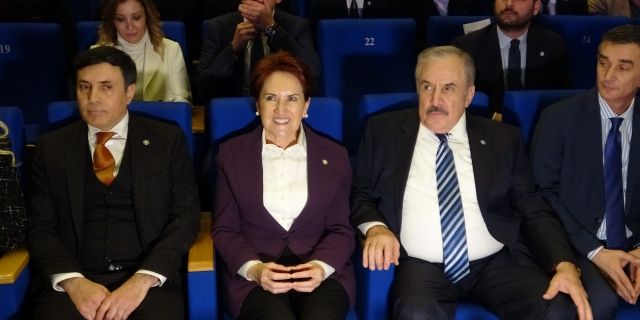Akşener, Diyarbakır’da partisinin 2. olağan kongresine katıldı