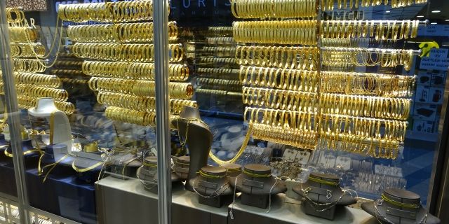 Altın fiyatları yeni yılda yükselişe geçti