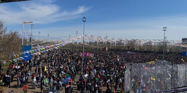 Diyarbakır Newroz’u başladı (VİDEO)