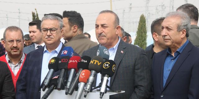 Bakan Çavuşoğlu: Bir sene içinde kalıcı konutları teslim edeceğiz