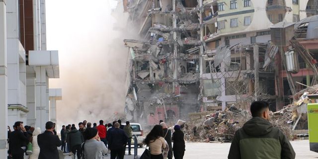 Galeria’da yıkım başladı