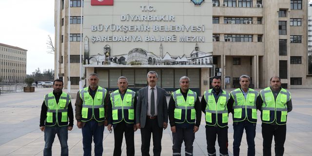 Diyarbakır'dan Hatay'daki inşaat çalışmalarına destek gönderdi