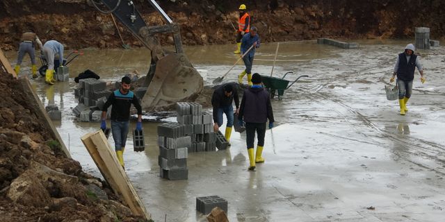 Oğlaklı’da ilk temel atıldı