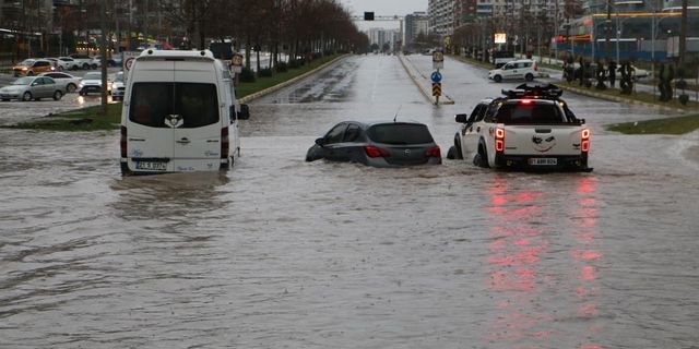 Diyarbakır Valisi'nden yağış uyarısı