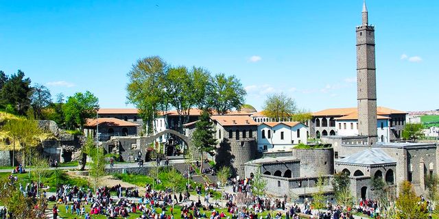 Deprem Diyarbakır'da turizmi vurdu