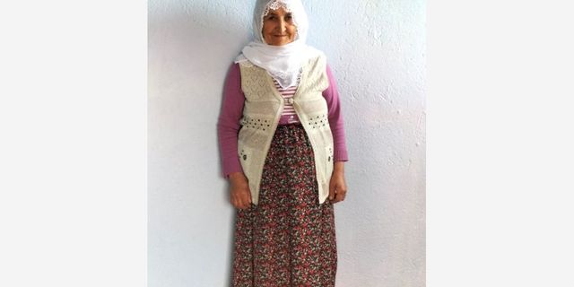 66 yaşındaki kadın nüfus cüzdanı almak için mücadele veriyor