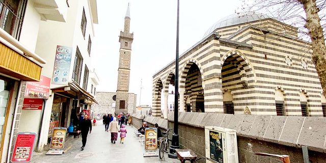 Dört Ayaklı Minare karbon fiber ile güçlendirildi