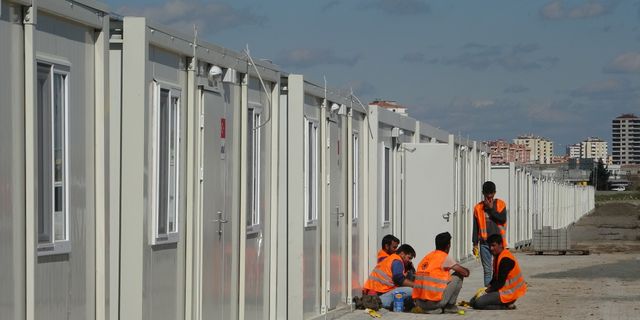 “Diyarbakır’da 244 konteyner tamamen kullanıma hazır edilmiş durumdadır”