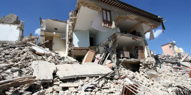 Depremde can kaybı 50 bin 399'a yükseldi