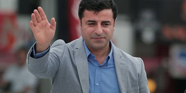 Demirtaş gençlere seslendi: Kafana takılan bir şey olduğunda bana yaz lütfen