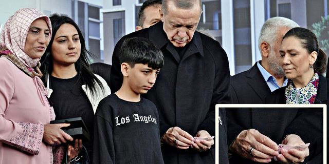 Fotoğrafçı Süer, Erdoğan'ın  cebindeki parayı görüntüledi