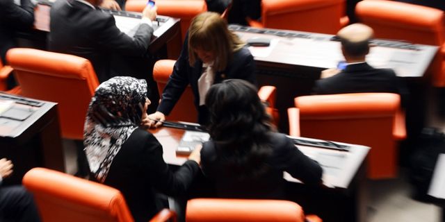 121 kadın Meclis'te:  Kadın vekil oranı 5'te 1 oldu