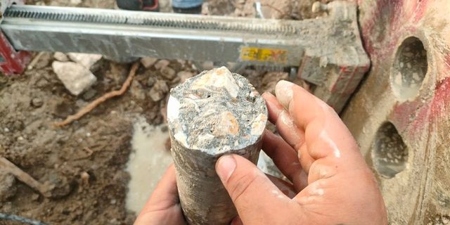 Hatay'da alınan beton örneğinden deniz kumu çıktı