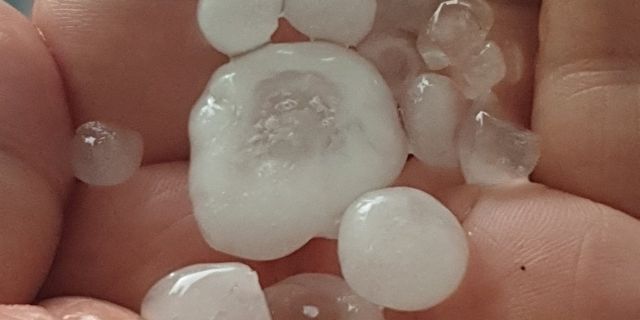 Ankara’da dolu yağışı etkili oluyor