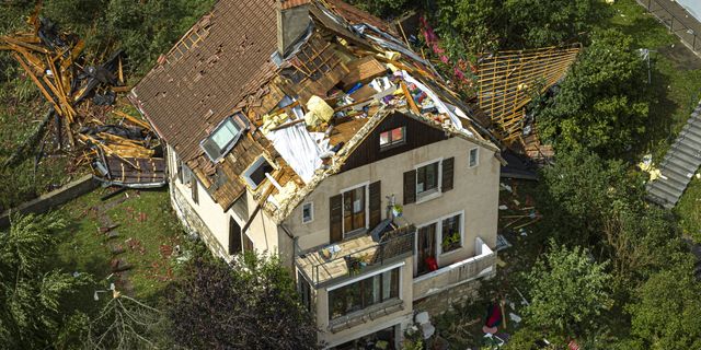 İsviçre’yi fırtına vurdu: 1 ölü, 15 yaralı