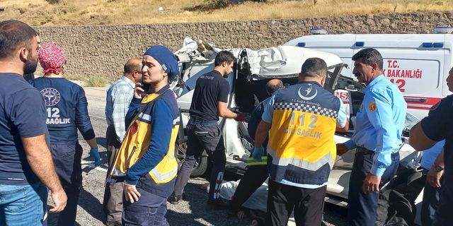 Van’da feci kaza: 3 ölü, 3 yaralı