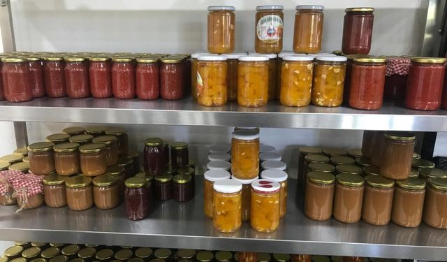 Iğdır'ın yöresel ürünleri sofralarla buluşuyor