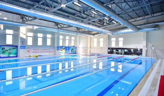 Ergani’de yarı olimpik yüzme havuzu tamamlandı