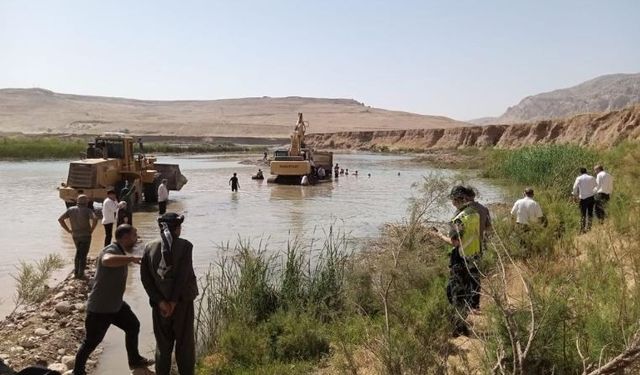 Dicle Nehri'ne düşen kamyonun şoförü hayatını kaybetti