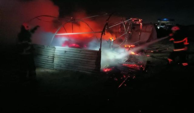Hatay'da çadırda yangın