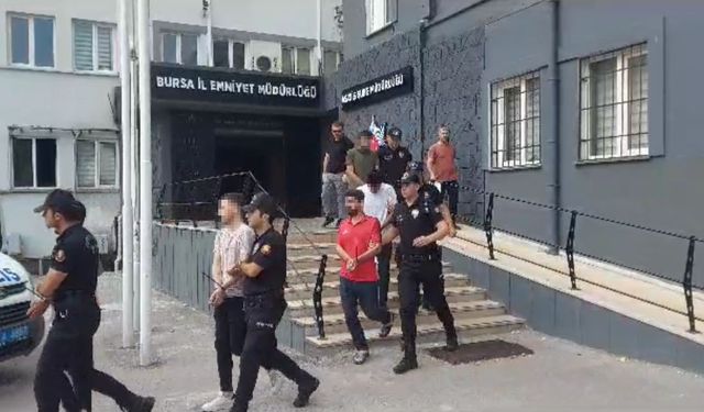 Bursa’da aranan şahıslara operasyon: 23 gözaltı