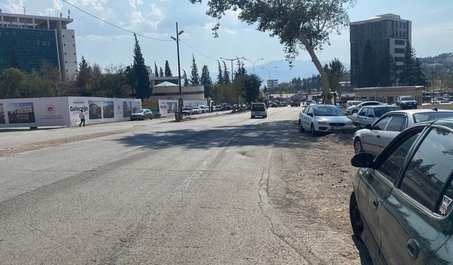 Kahramanmaraş'ta en yoğun bulvar deprem sonrası sessizliğe büründü