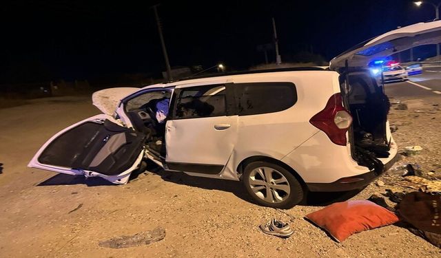 Kütahya'da feci kaza: 2 ölü, 2 yaralı