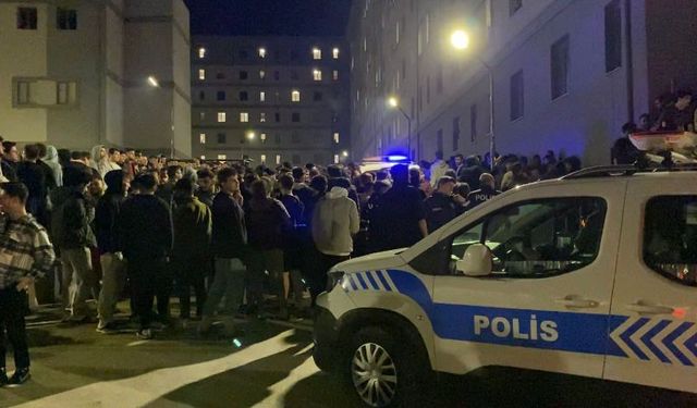 Yurtta öğrencilerin 'kötü yemek' protestosu