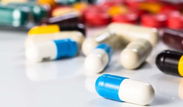  Antibiyotiklerin reçetesiz kullanılmaması gerekiyor