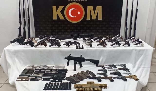 İzmir’de 4 organize suç örgütü çökertildi: 37 tutuklama