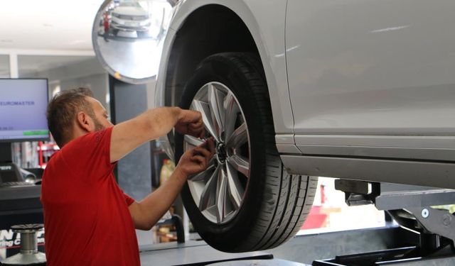Lastikçilerde kış mesaisi başladı